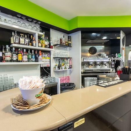 Bed & Breakfast Il Castellino Санто Стефано ди Камастра Екстериор снимка